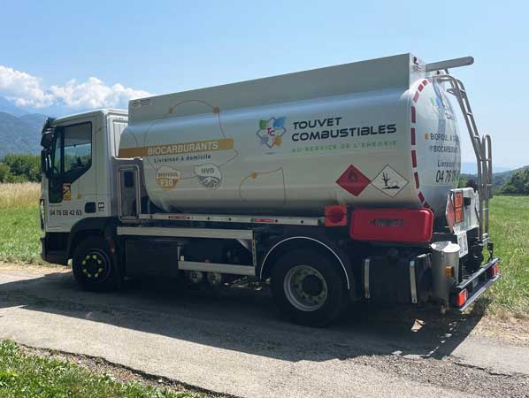 camions-hvo-touvet-combustibles camion livraison HVO Touvet Combustibles